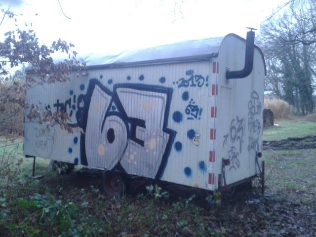 Graffiti Bombing - Photo by 63er - 63, kier, doks (2015)