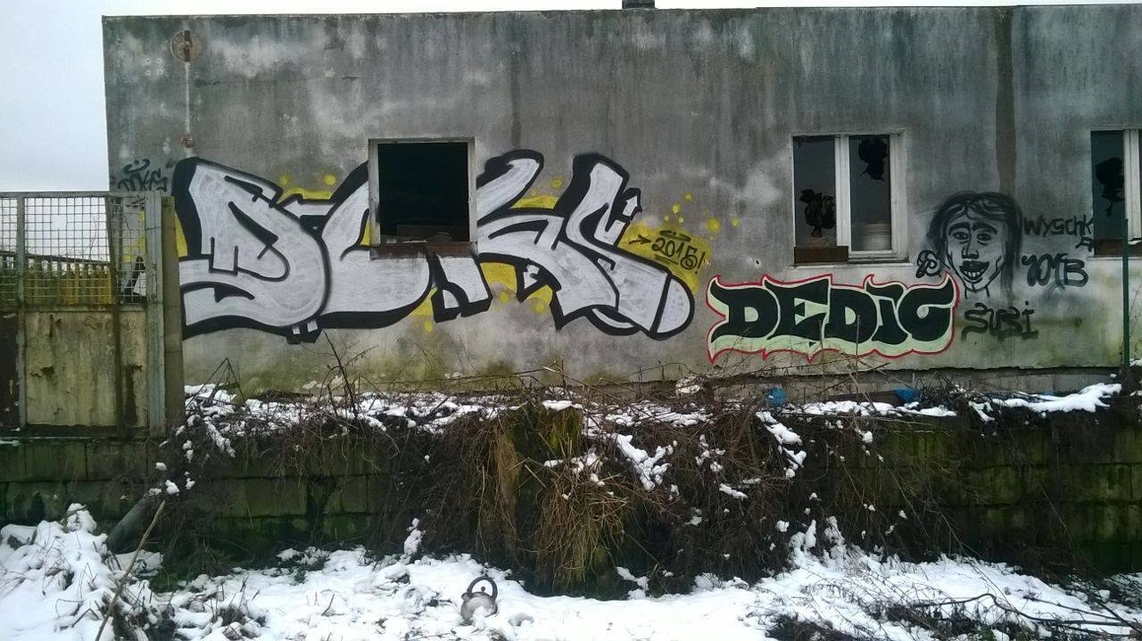 Graffiti Bombing - Photo by 63er - doks, dedio, vmb (2015)