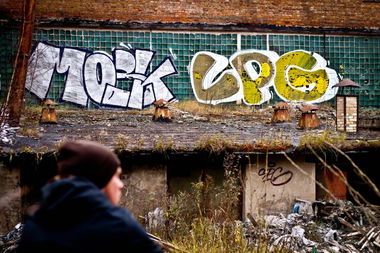 Graffiti Wall - Photo by 67rus - \ (2012)
