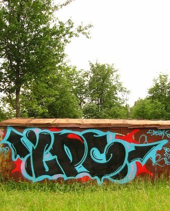 Graffiti Wall - Photo by 67rus - ?.?. (2010)