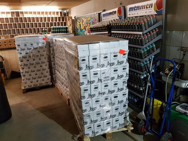 Graffiti Artwork - Photo by 6lineyard