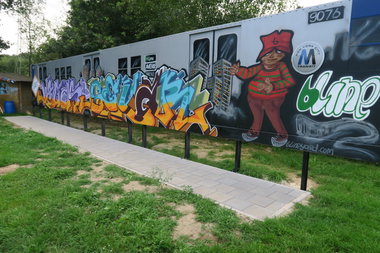 Graffiti Wall - Photo by 6lineyard