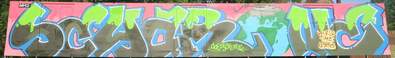 Graffiti Wall - Photo by 6lineyard