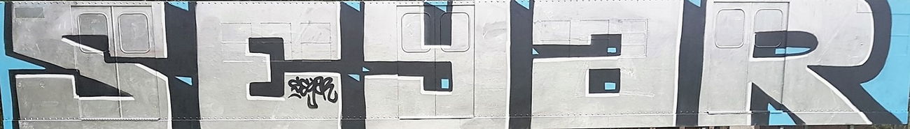 Graffiti Wall - Photo by 6lineyard