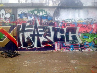 Graffiti Wall in Vilnius - Photo by 714 - PLASTIC, ESER, VILNIUS (2016)