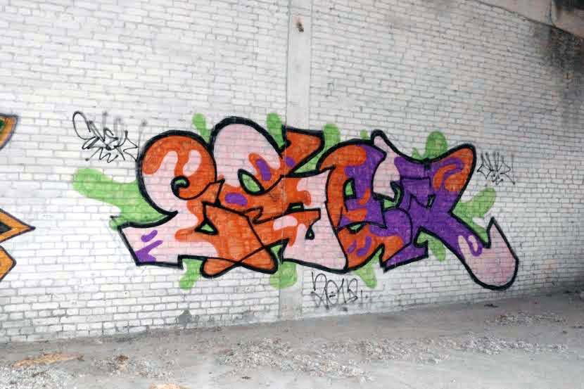 Graffiti Wall in Vilnius - Photo by 714 - eser, 2012, vilnius (2012)