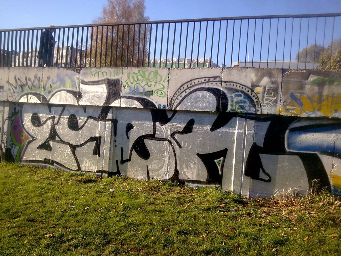 Graffiti Wall in Vilnius - Photo by 714 - eser, vilnius, 2014