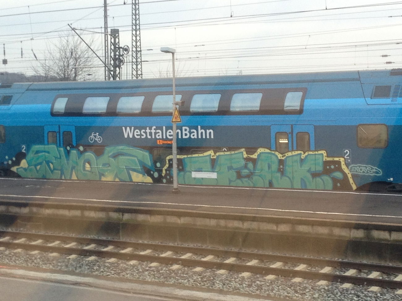 Graffiti Train - Photo by 724417