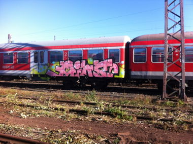 Graffiti Train - Photo by 724417