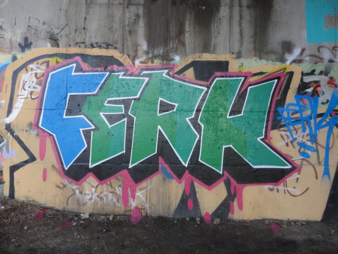 Graffiti Wall - Photo by 73 - ferk