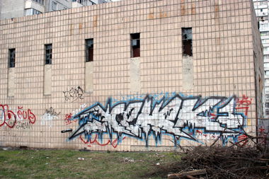 Graffiti Bombing in Kyiv - Photo by 96TOY - CHEFS, ZHEKA (2013)