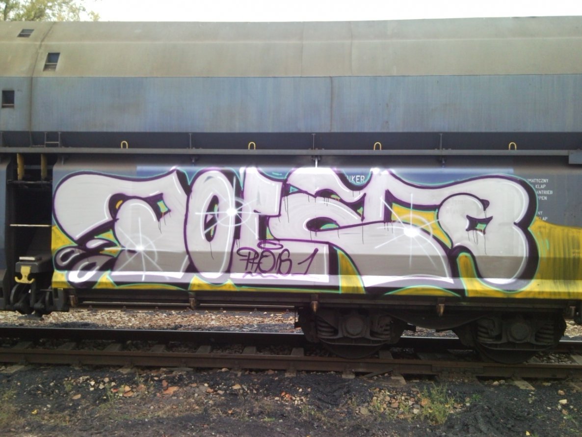 Graffiti Train - Photo by ABCmaniac - fois