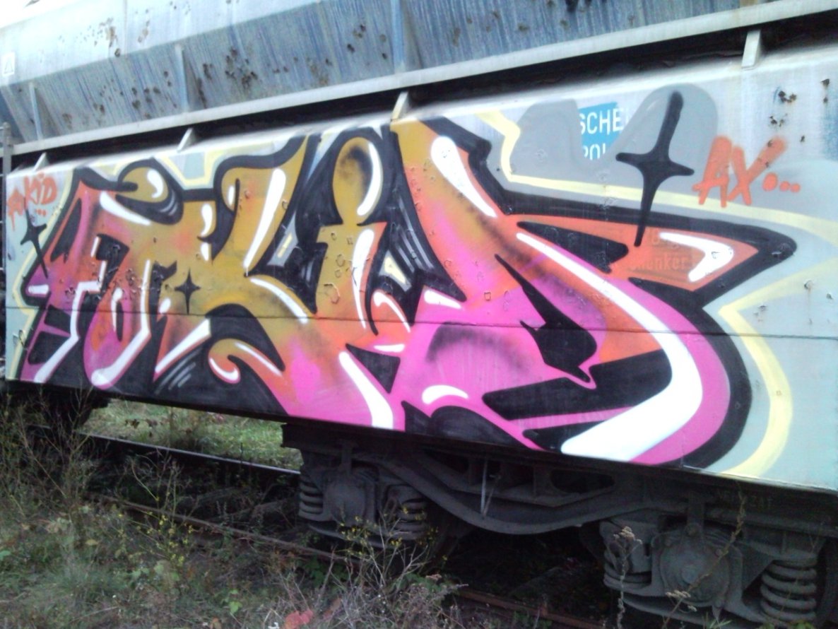 Graffiti Train - Photo by ABCmaniac - forin