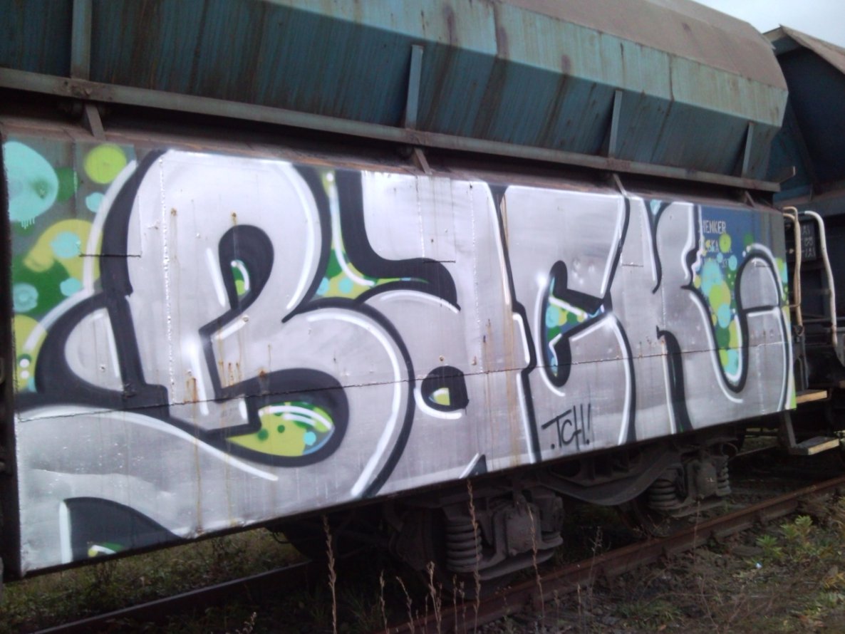 Graffiti Train - Photo by ABCmaniac - back