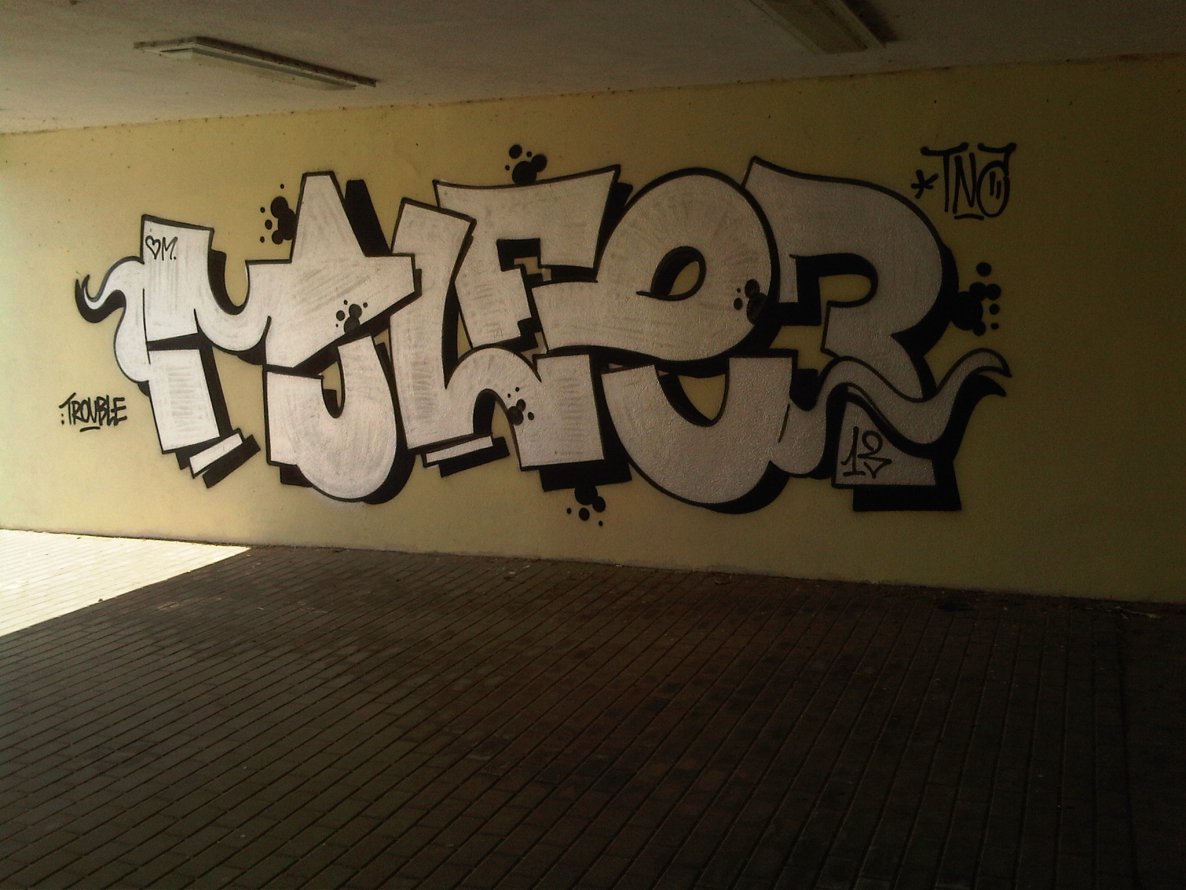 Graffiti Bombing - Photo by ABCmaniac - milfer