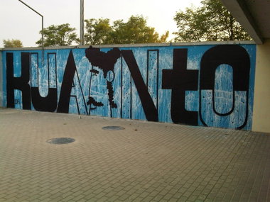 Graffiti Wall - Photo by ABCmaniac - kuanto