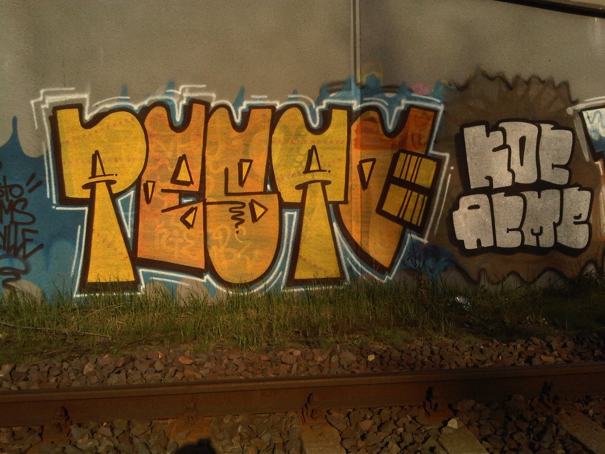 Graffiti Wall - Photo by ABCmaniac