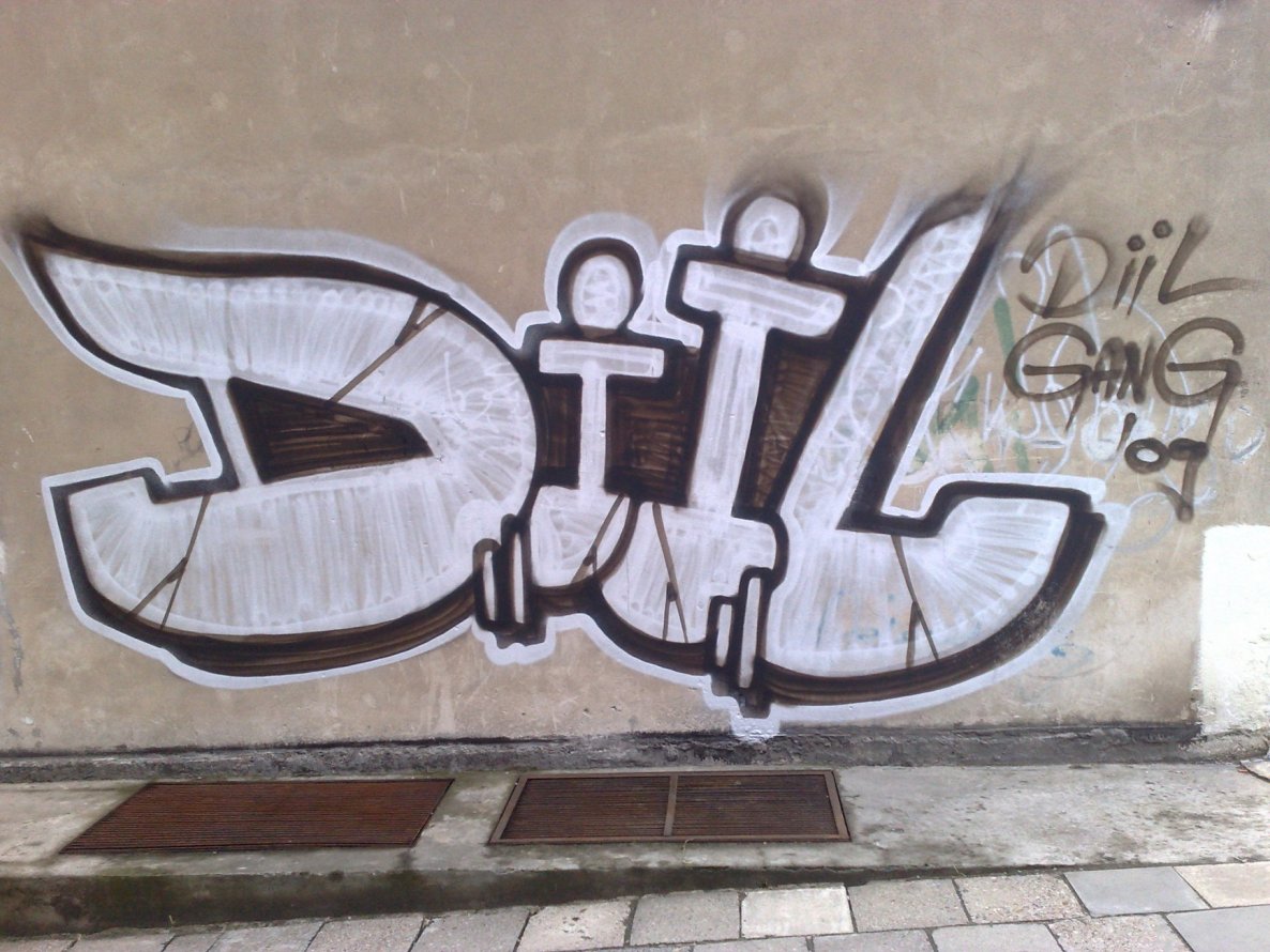 Graffiti Wall - Photo by ABCmaniac