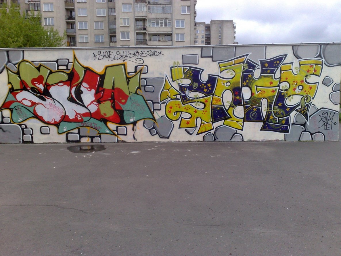 Graffiti Wall - Photo by ABCmaniac
