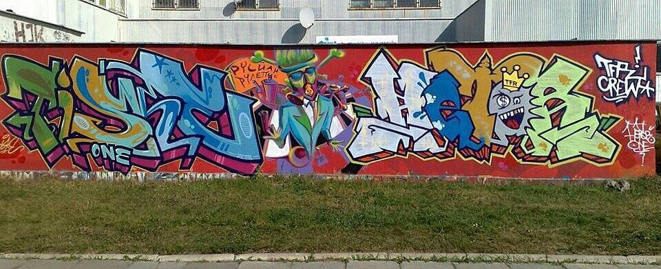 Graffiti Wall - Photo by ABCmaniac