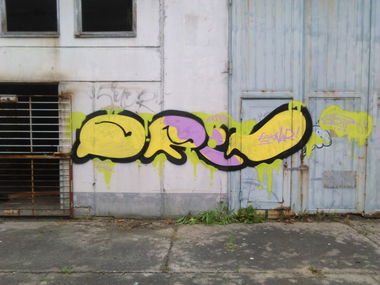 Graffiti Wall - Photo by AER0S0L - QRIN (2015)