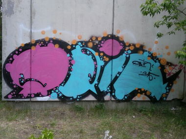 Graffiti Wall - Photo by AER0S0L - QRIN (2015)