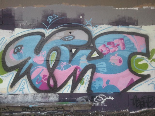 Graffiti Wall - Photo by AER0S0L (Qrin)