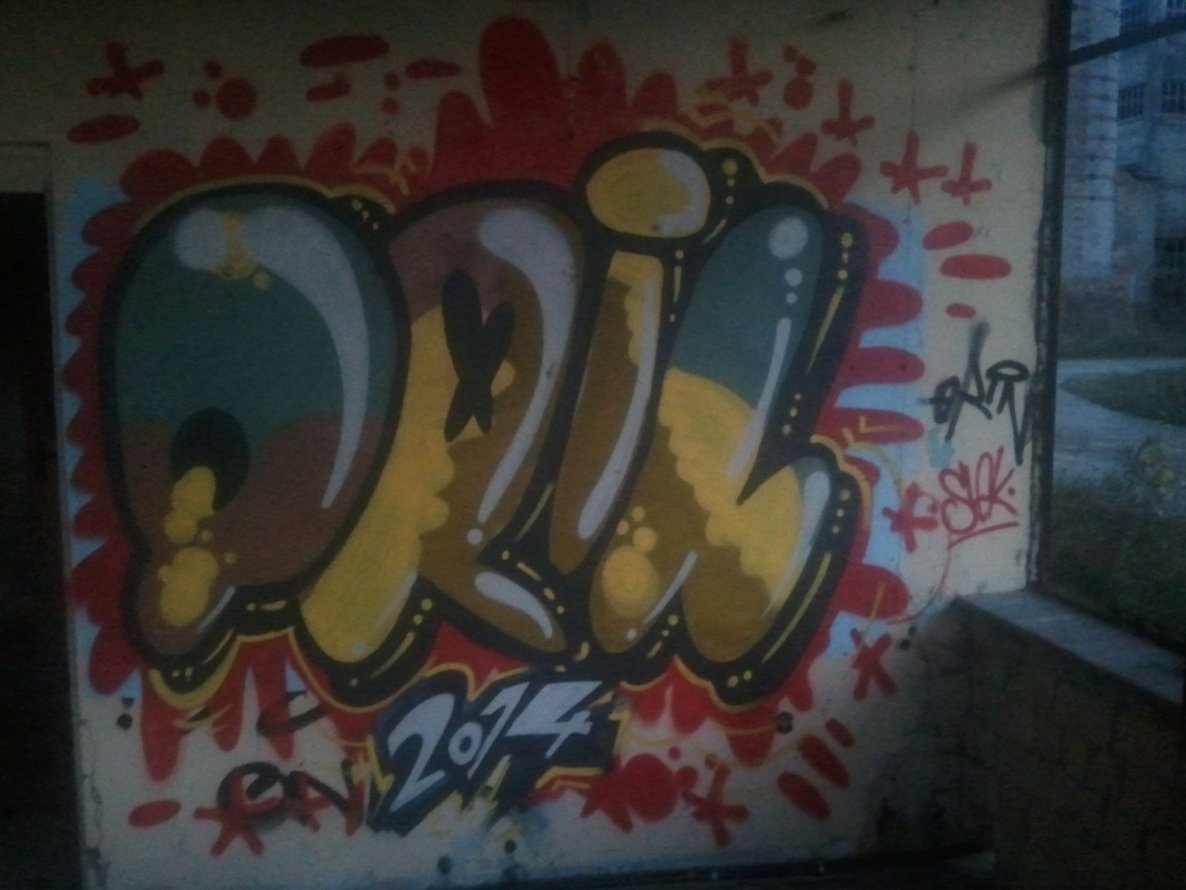 Graffiti Wall - Photo by AER0S0L (2014)