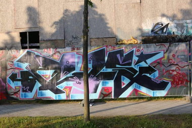 Graffiti Wall - Photo by AGON - Puls, BRS, Deis (2015)