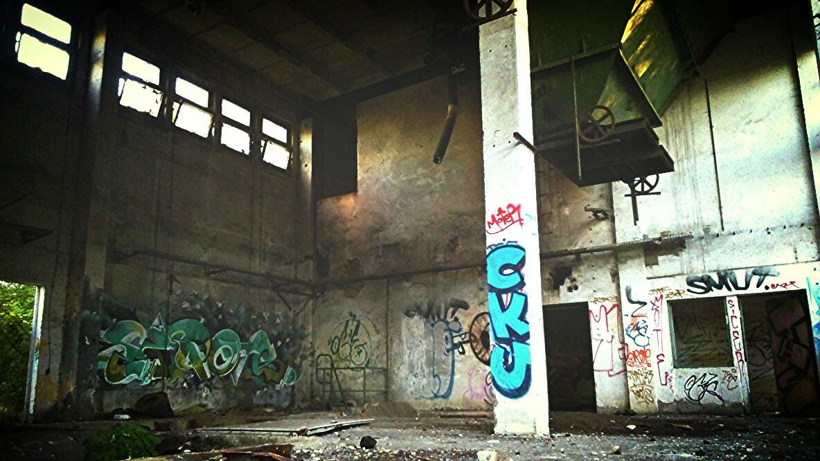 Graffiti Wall - Photo by AGON - Atmo (2015)