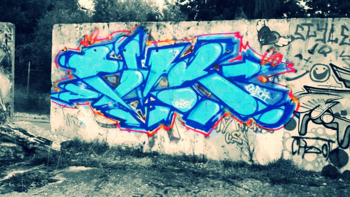 Graffiti Wall - Photo by AGON - Puls, BRS, APS (2015)
