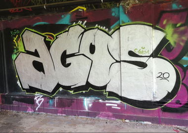 Graffiti Wall - Photo by AGOS99