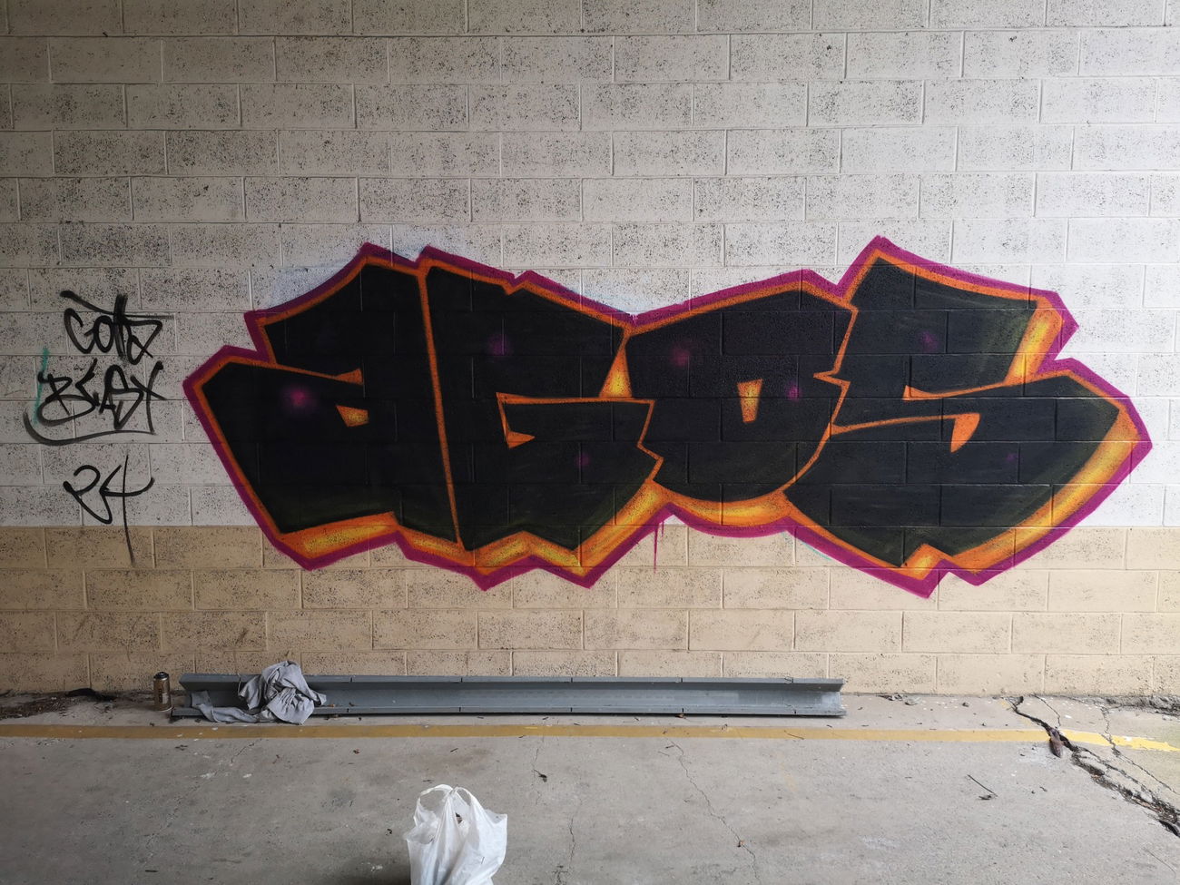 Graffiti Wall - Photo by AGOS99