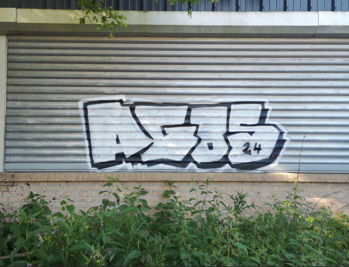 Graffiti Wall - Photo by AGOS99