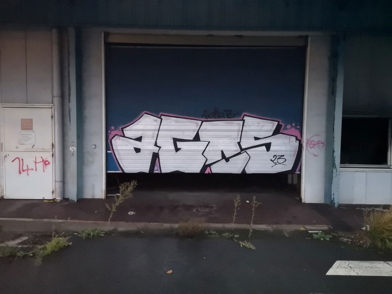 Graffiti Wall - Photo by AGOS99