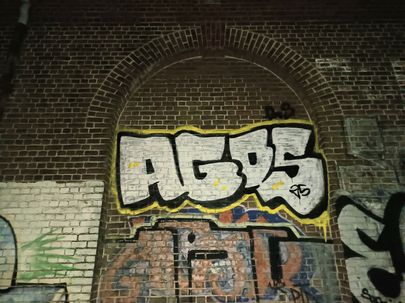Graffiti Wall - Photo by AGOS99