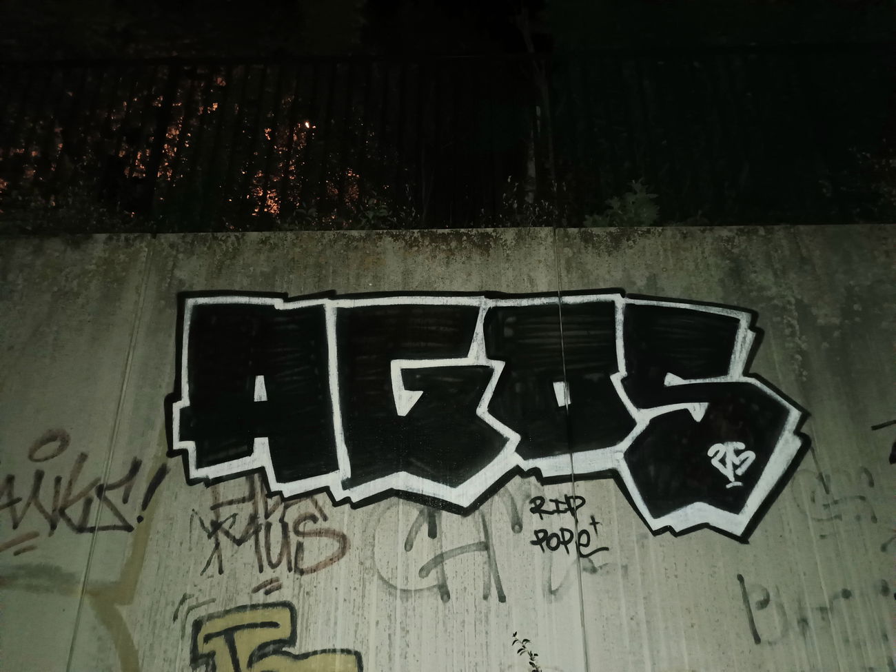 Graffiti Wall - Photo by AGOS99