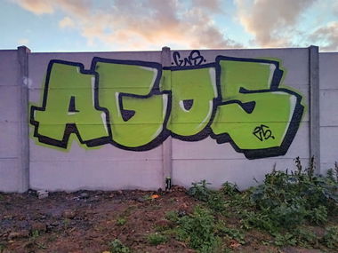 Graffiti Wall - Photo by AGOS99