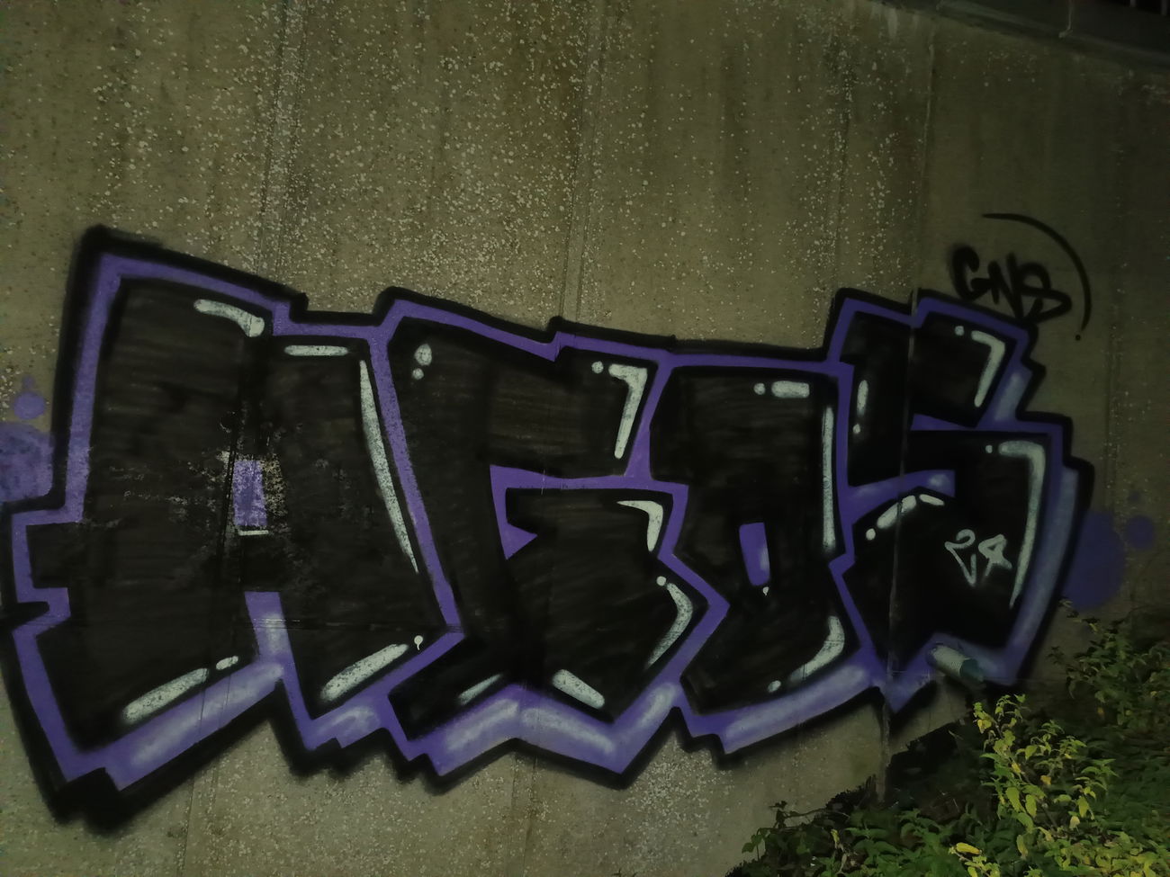 Graffiti Wall - Photo by AGOS99