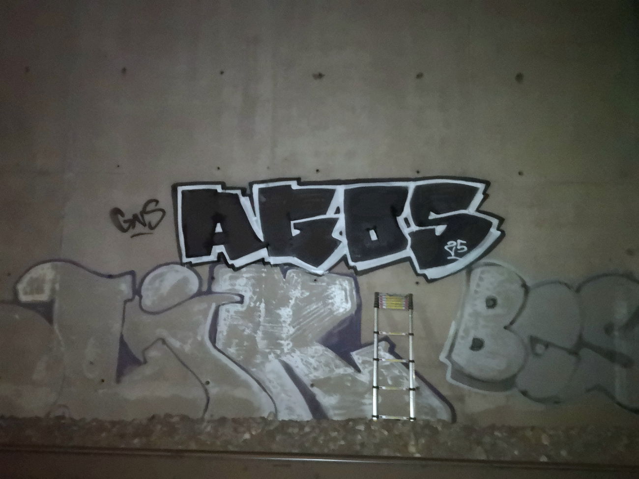 Graffiti Wall - Photo by AGOS99