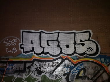 Graffiti Wall - Photo by AGOS99