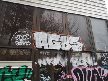 Graffiti Wall - Photo by AGOS99