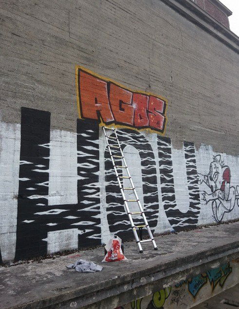 Graffiti Wall - Photo by AGOS99