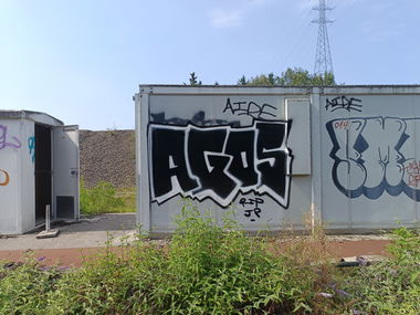 Graffiti Wall - Photo by AGOS99