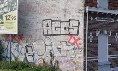 Graffiti Wall - Photo by AGOS99