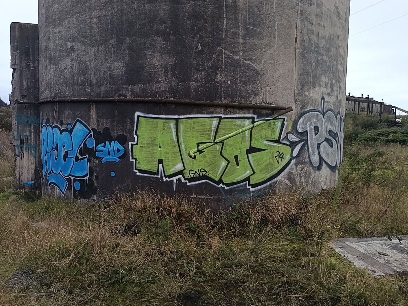 Graffiti Wall - Photo by AGOS99