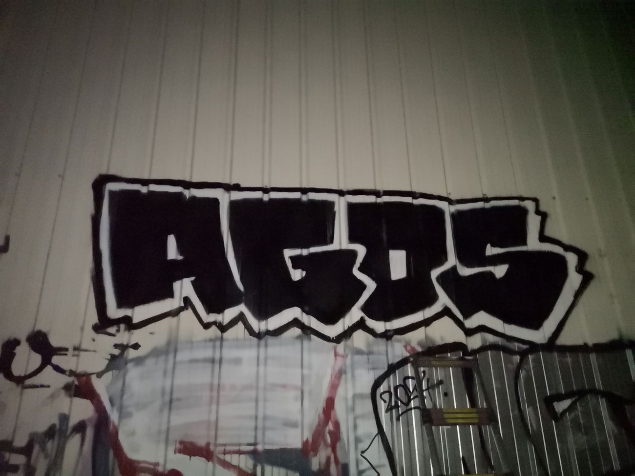 Graffiti Wall - Photo by AGOS99