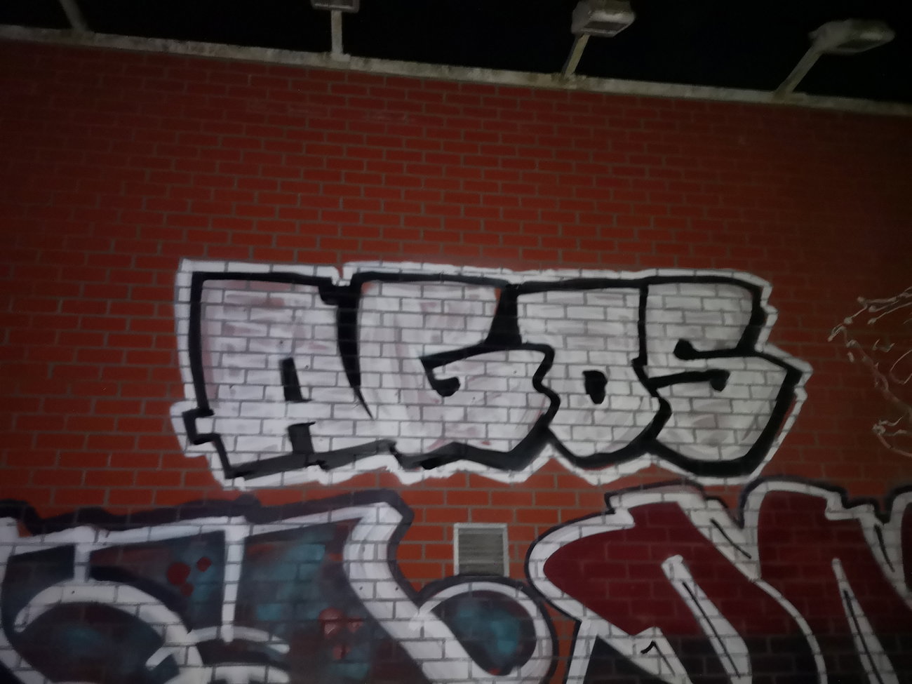 Graffiti Artwork - Photo by AGOS99