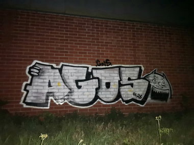 Graffiti Artwork - Photo by AGOS99