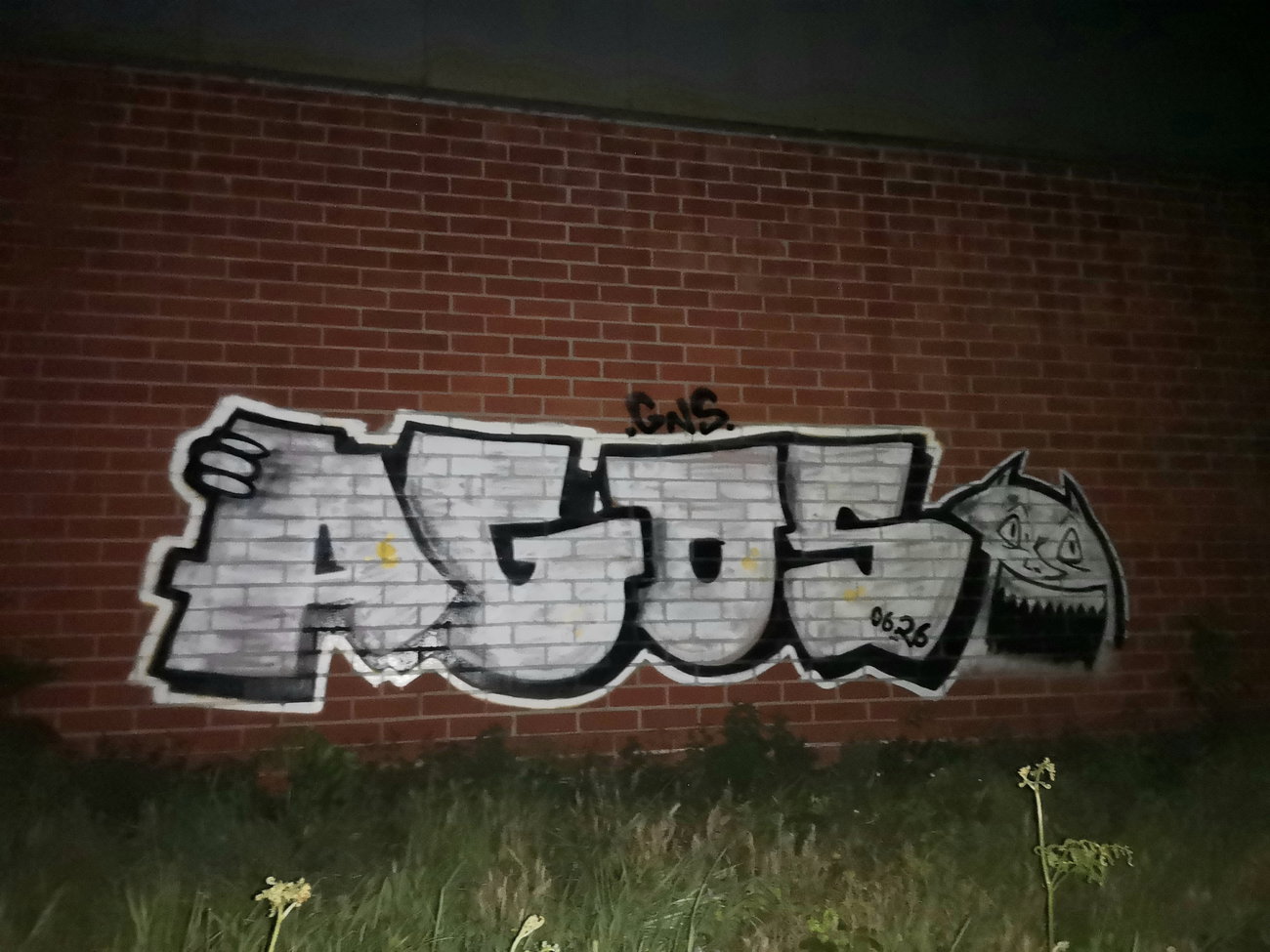 Graffiti Artwork - Photo by AGOS99